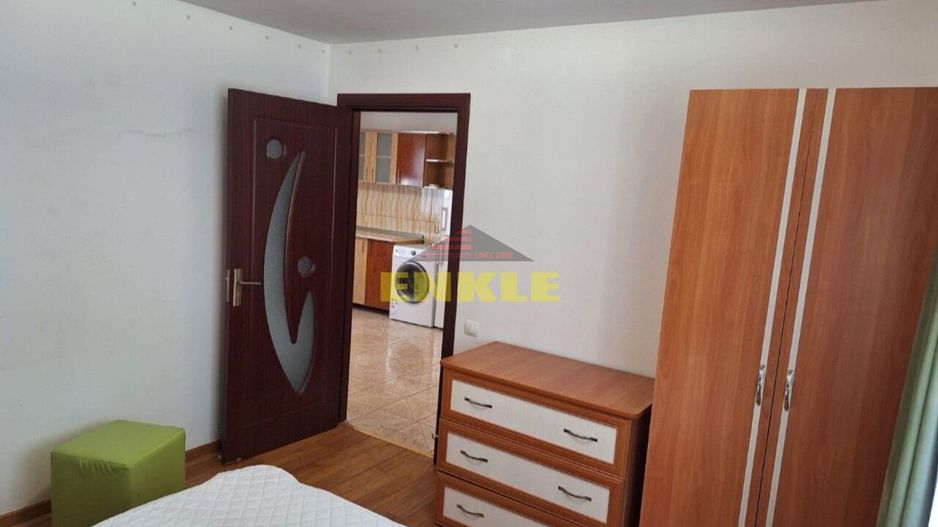 De vânzare apartament cu 2 camere decomandat, zona Școlii 7 - Poză 3