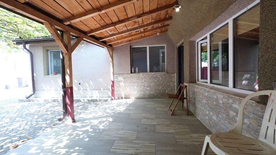 LACUL TEI - Tei Toboc, imobil teren 200 mp. plus casa din caramida - Poză 16