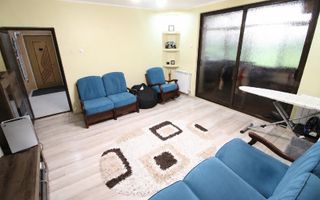 Vanzare apartament 3 camere, Micro 17, 70 mp, 99.000 EURO - Poză 8