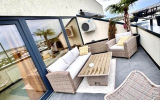 Penthouse de închiriat, etaj 10, 103 mp, vedere panoramică, Iași - Poză 1