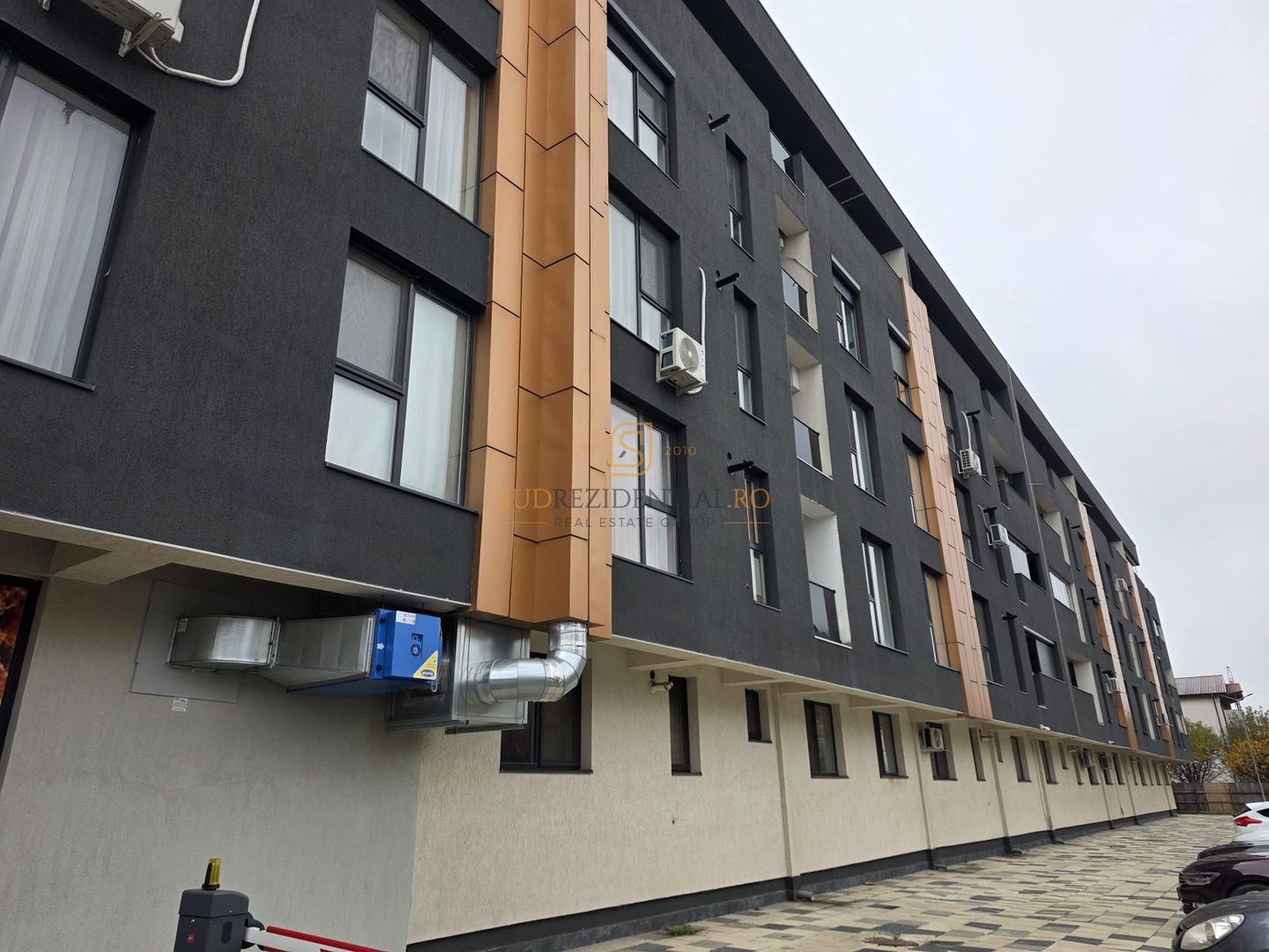 Apartament 2 camere, decomandat, 1/4, langa metrou, Comision 0% - Poză 2