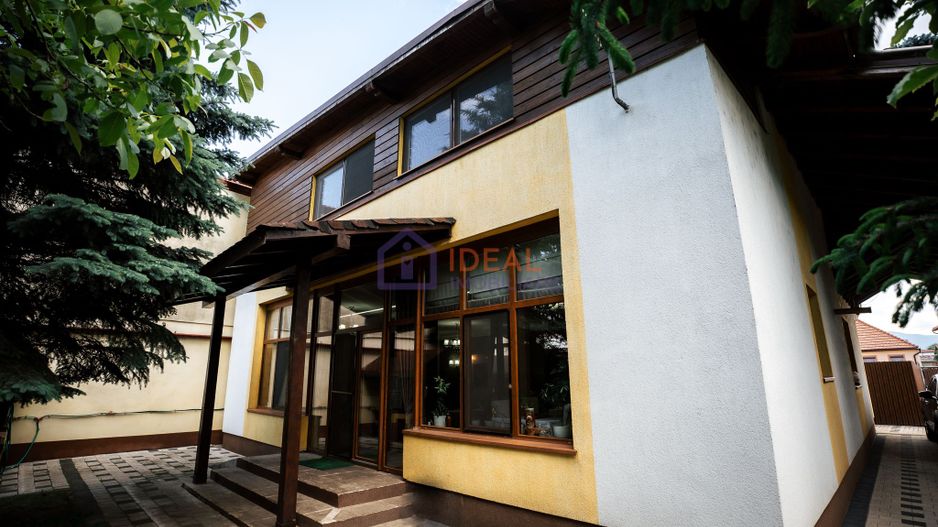 Casa Individuala Moderna cu 7 camere si 1480 mp de curte, In Selimbar - Poză 2