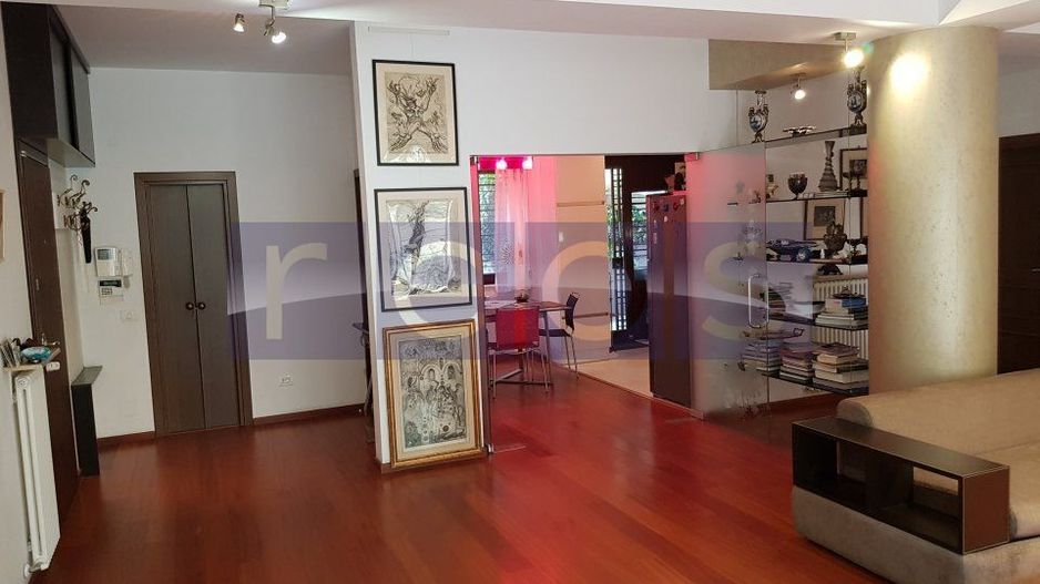 VANZARE APARTAMENT 4 CAMERE | ZONA FLOREASCA - Poză 1