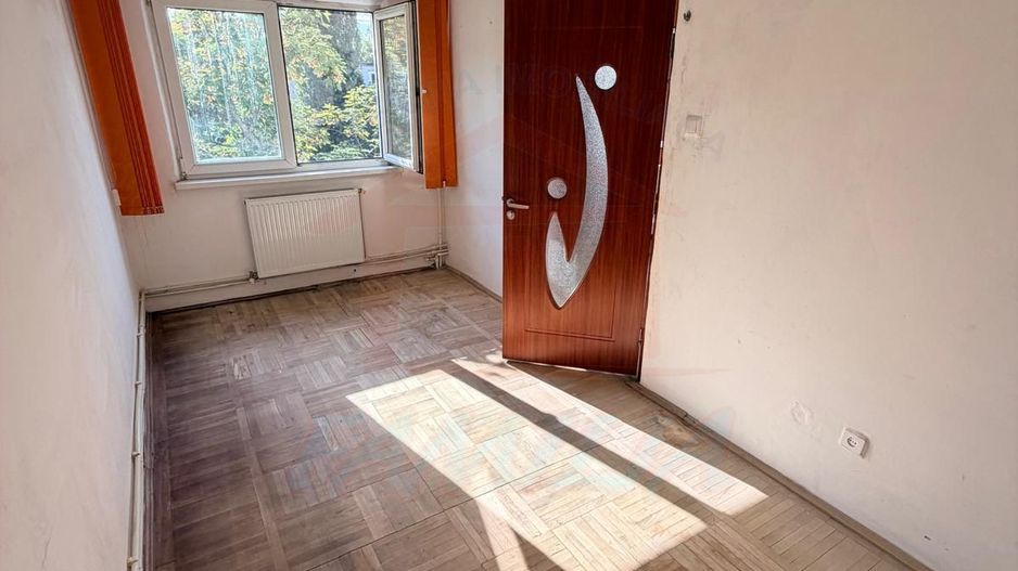 APARTAMENT CU 2 CAMERE DE VÂNZARE | MICRO 40 | ETAJ 4| PRET 41.900 EUR - Poză 3