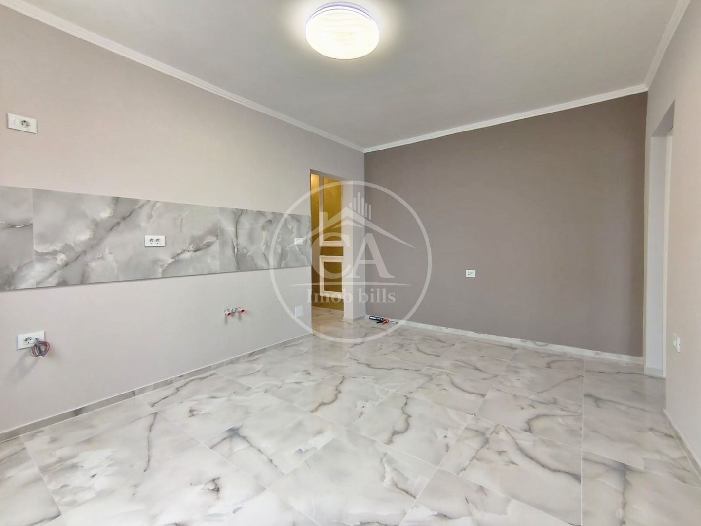 Apartament de vânzare cu 2 camere în zona Iosia Nord, Oradea - Poză 1