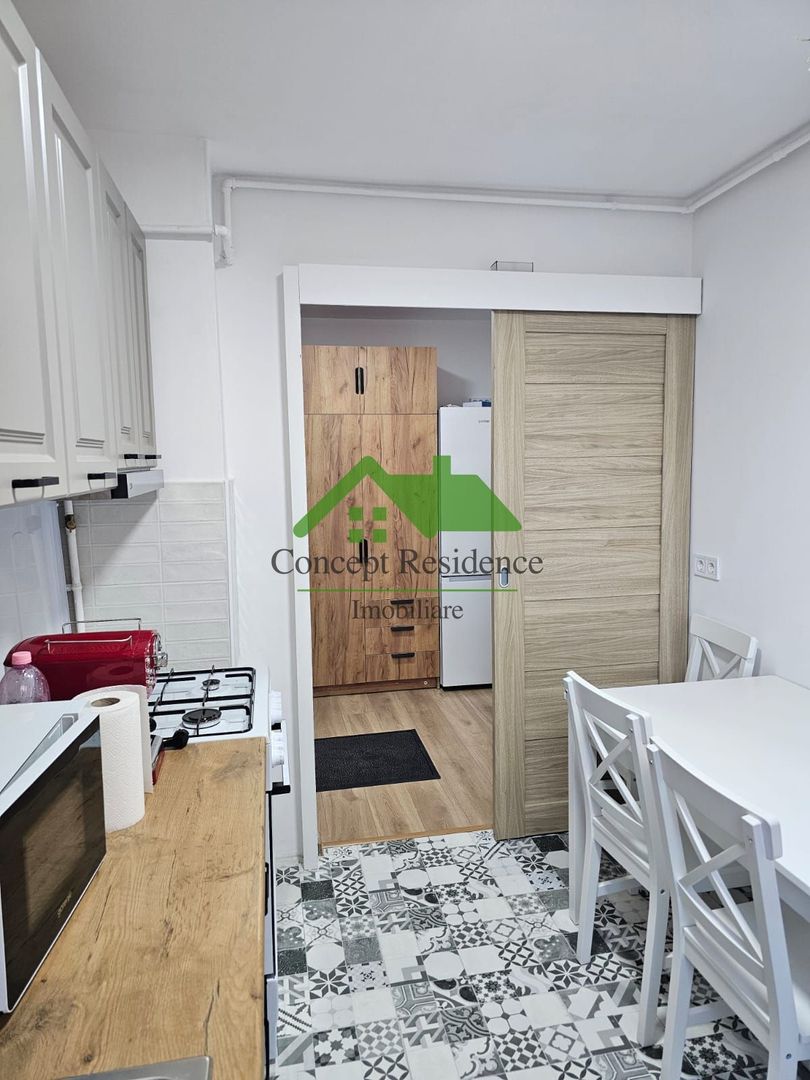 Apartament 2 camere, prima închiriere, etaj 2, str. Victor Babeș - Poză 2