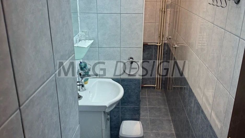 Circumvalatiunii-Dacia, apartament 3 camere semidecomandat, etaj 1 - Poză 3