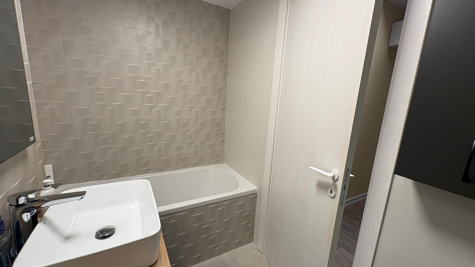 REA1027801 Apartament 2 camere cu loc de parcare subteran Aviatiei - Poză 10