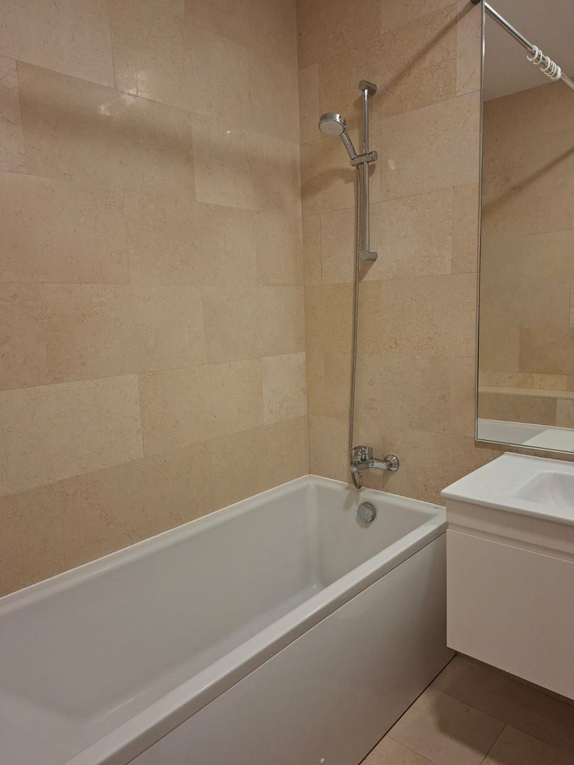 2 camere de inchiriat Luxuria Residence - Poză 5