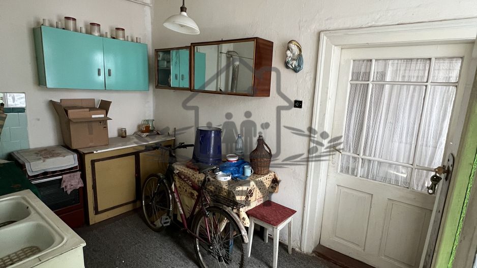 Ultracentral,4 camere , baie , bucătărie , terasă - Poză 12