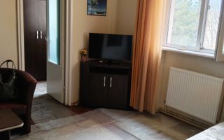 Apartament de vânzare - Poză 3