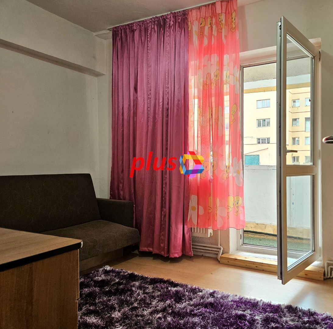 Apartament cu trei camere, zona Racadau 70 mp - Poză 6