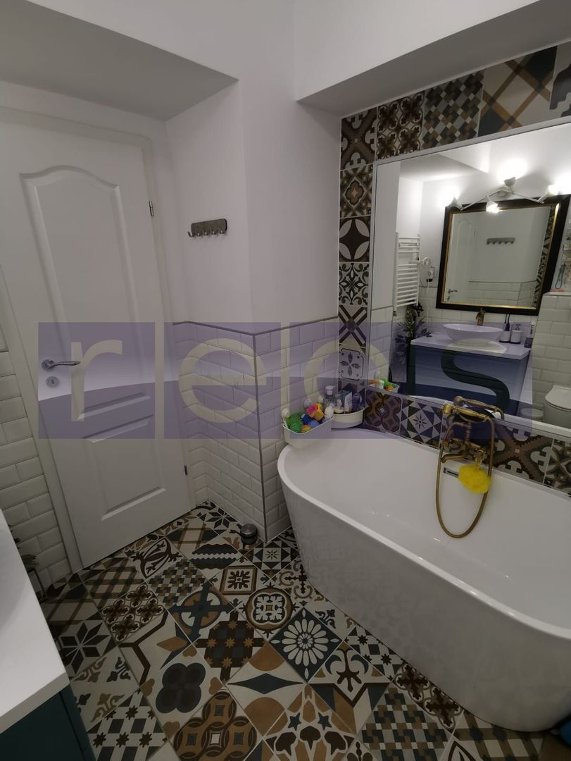 VANZARE APARTAMENT 3 CAMERE 74MP RENOVAT TRAPEZULUI PARCARE INCLUS - Poză 15