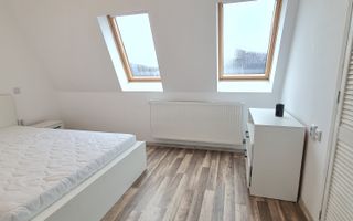 Casa mobilata si utilata in Cartier Izvor Tarlungeni Brasov - Poză 5