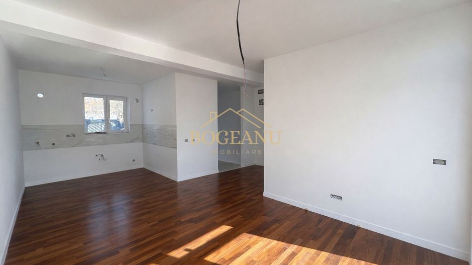 BG151-Duplex 3 camere, P+M, teren 200 mp, carport-Chişoda-160.000 € - Poză 3