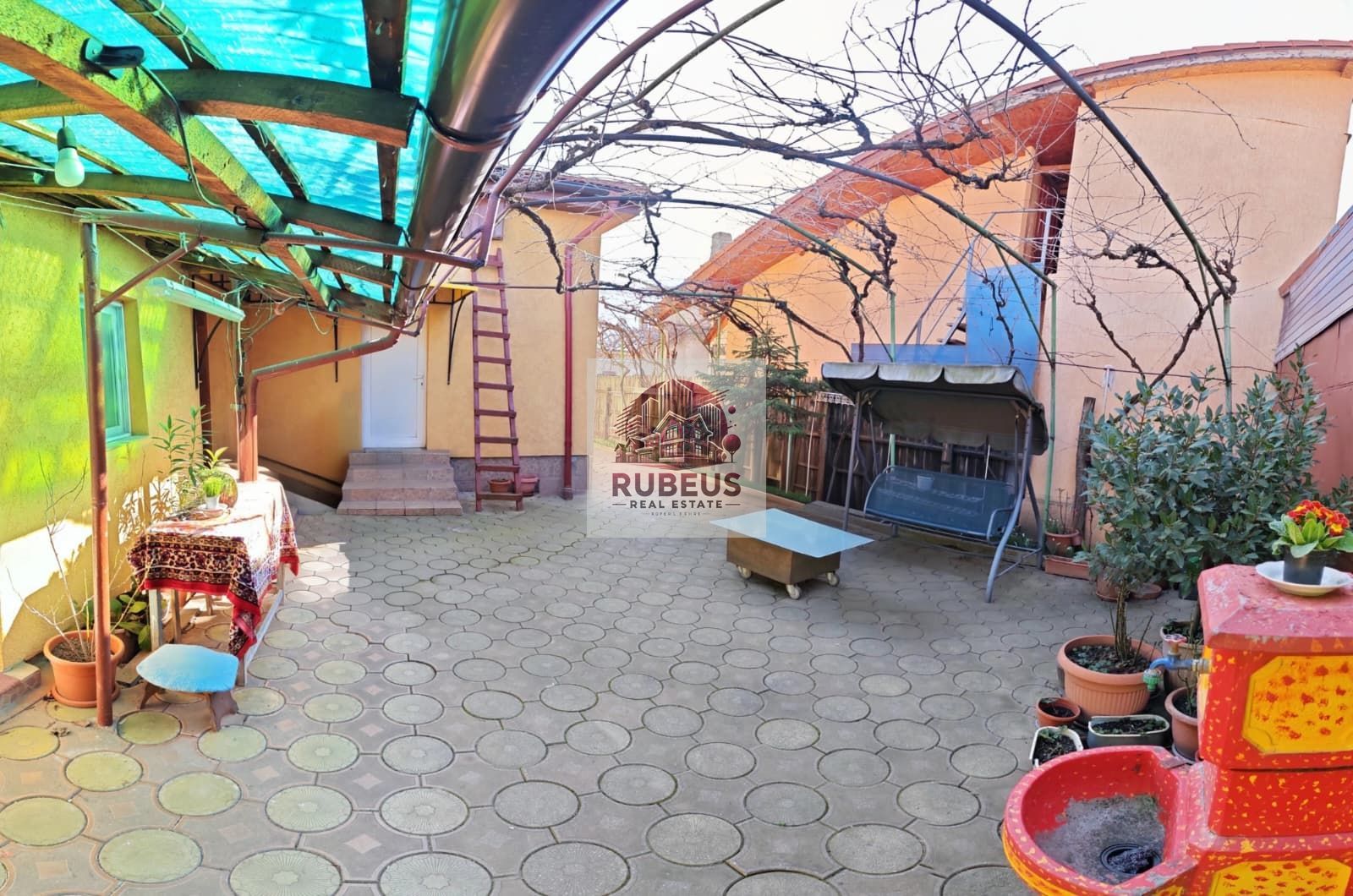 Casa cu personalitate in Calomfirescu – spatiu, liniste si teren gener - Poză 23