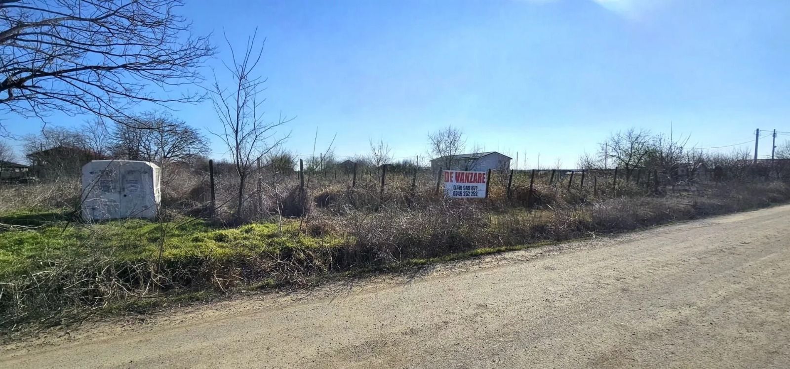 De vanzare 700 mp teren intravilan curti constructii, Vanatori, 24.500 euro - Poză 3