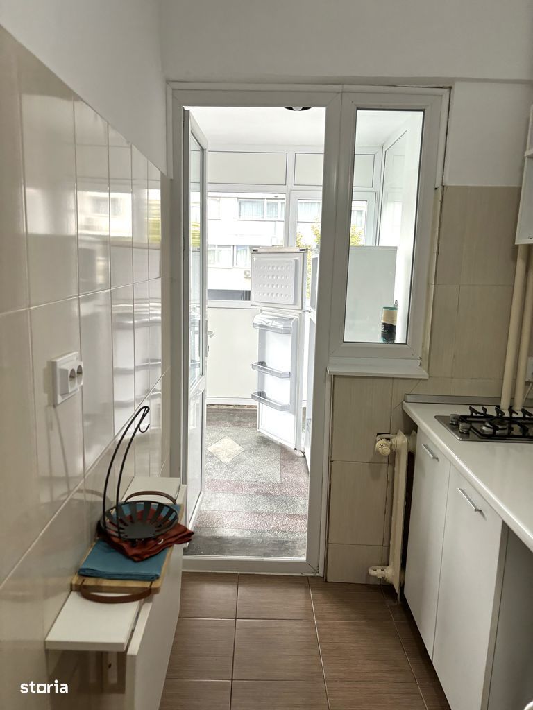 Apartament cu 3 camere, balcoane și lift în Dorobanți - Poză 7