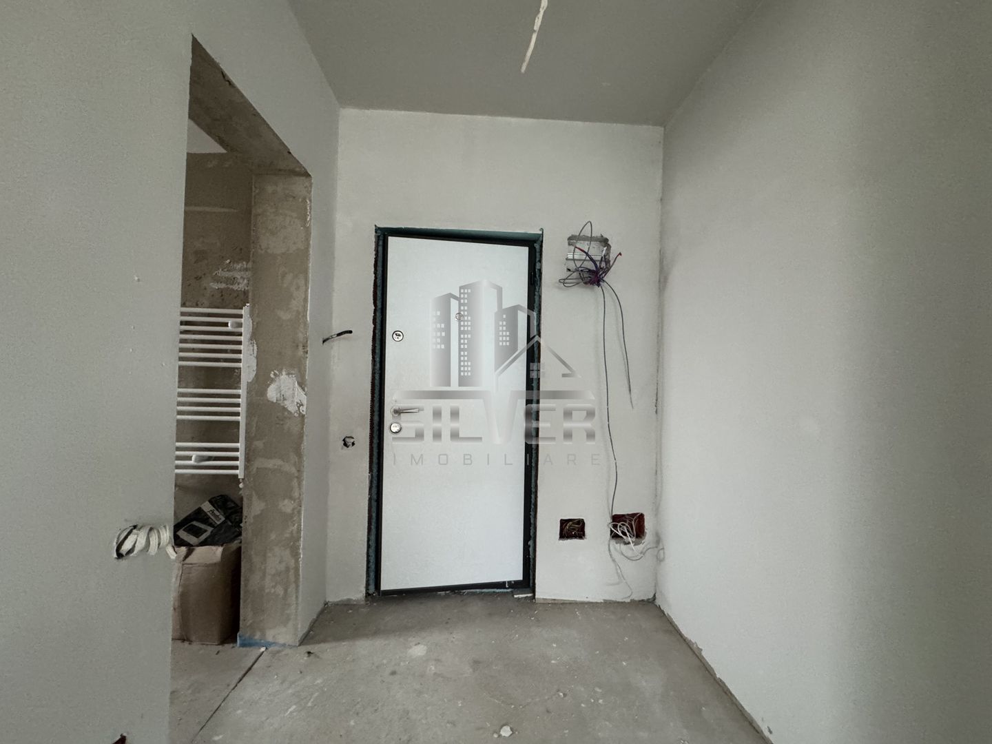 Apartament cu 4 camere+terasa 88mp+parcare/zona Eroilor. - Poză 12