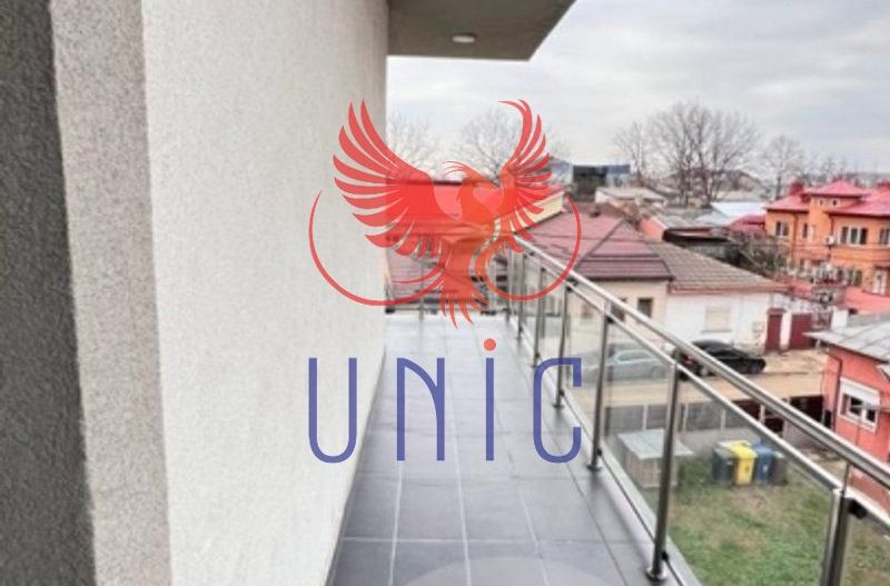 Apartament de 160 mp cu 3 terase si 2 intrari – ideal pentru locuit sau investit - Poză 8