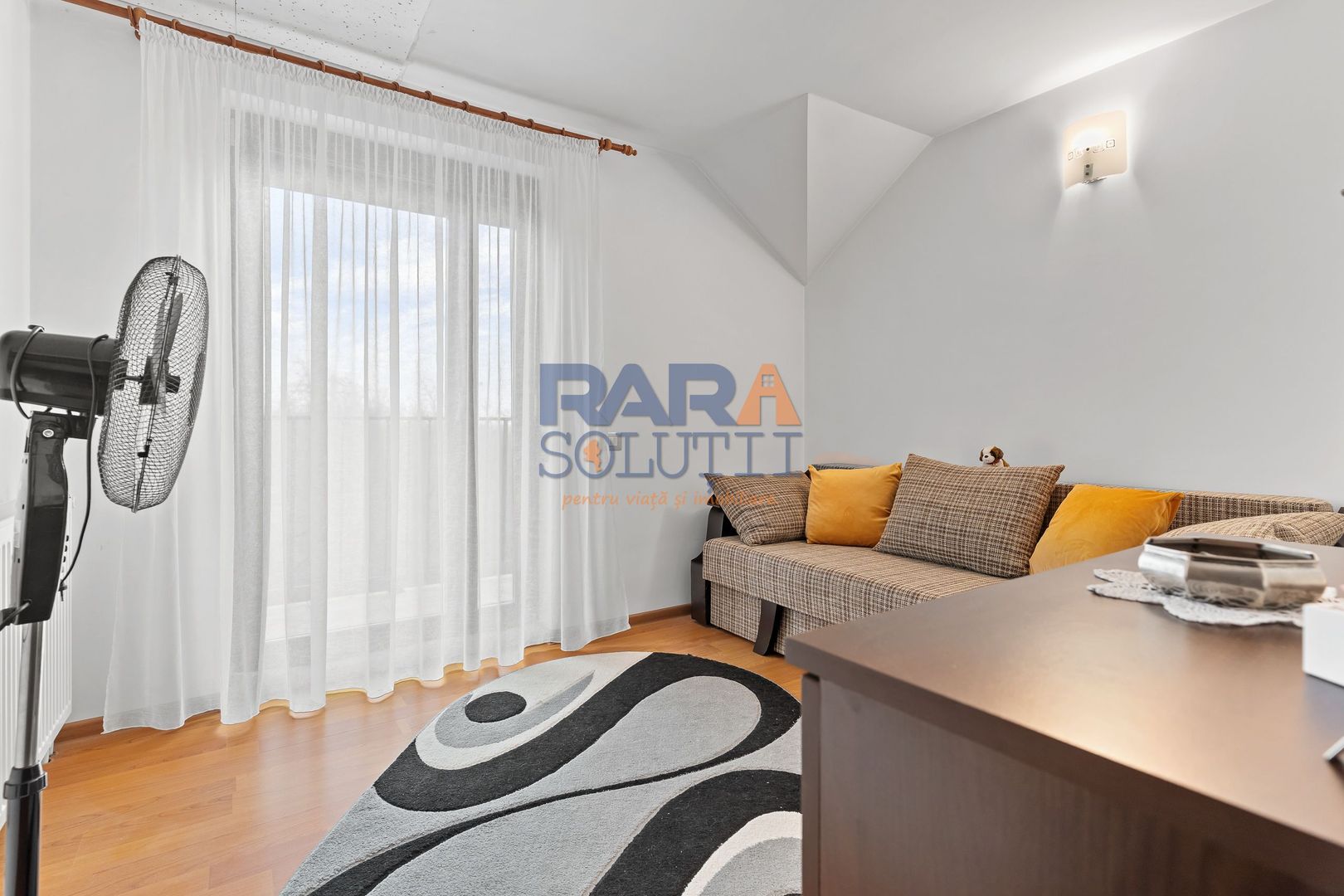 Casă cu 3 dormitoare și 2600 mp teren - Poză 16