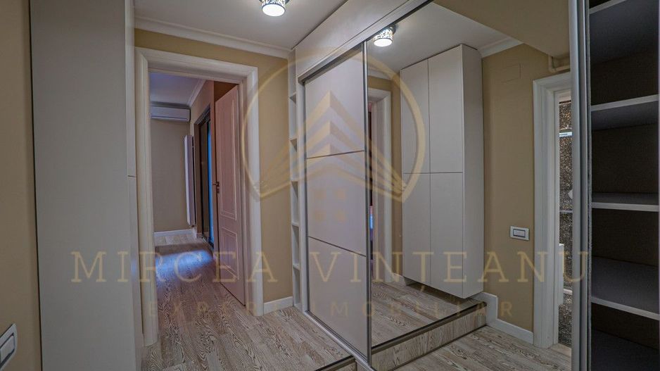 Delfinariu/B-dul. Mamaia - Apartament cu 3 camere într-un bloc finalizat în 2009 - Poză 30