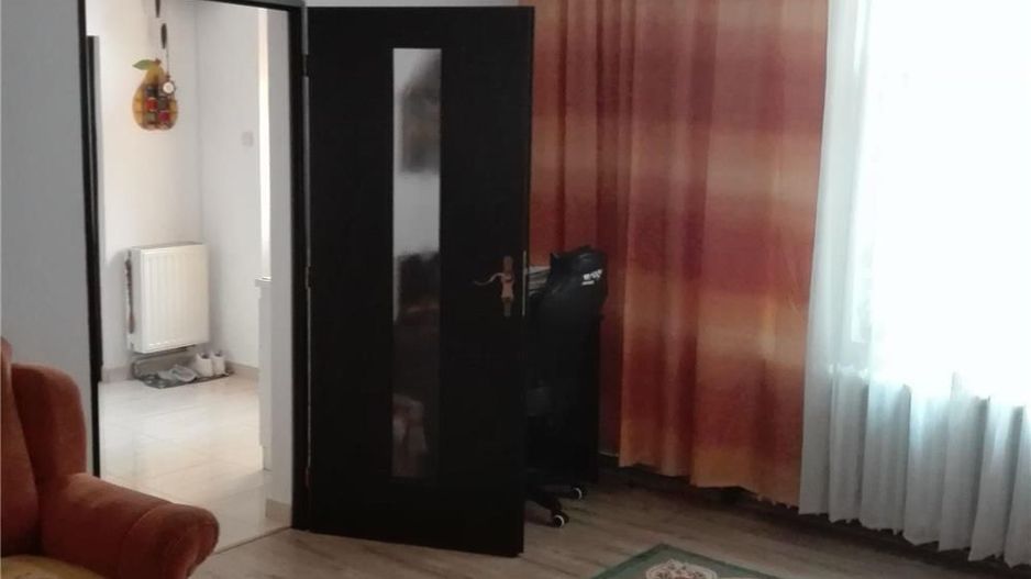 Apartament 2 camere zona Iosefin - curte comuna - Poză 2