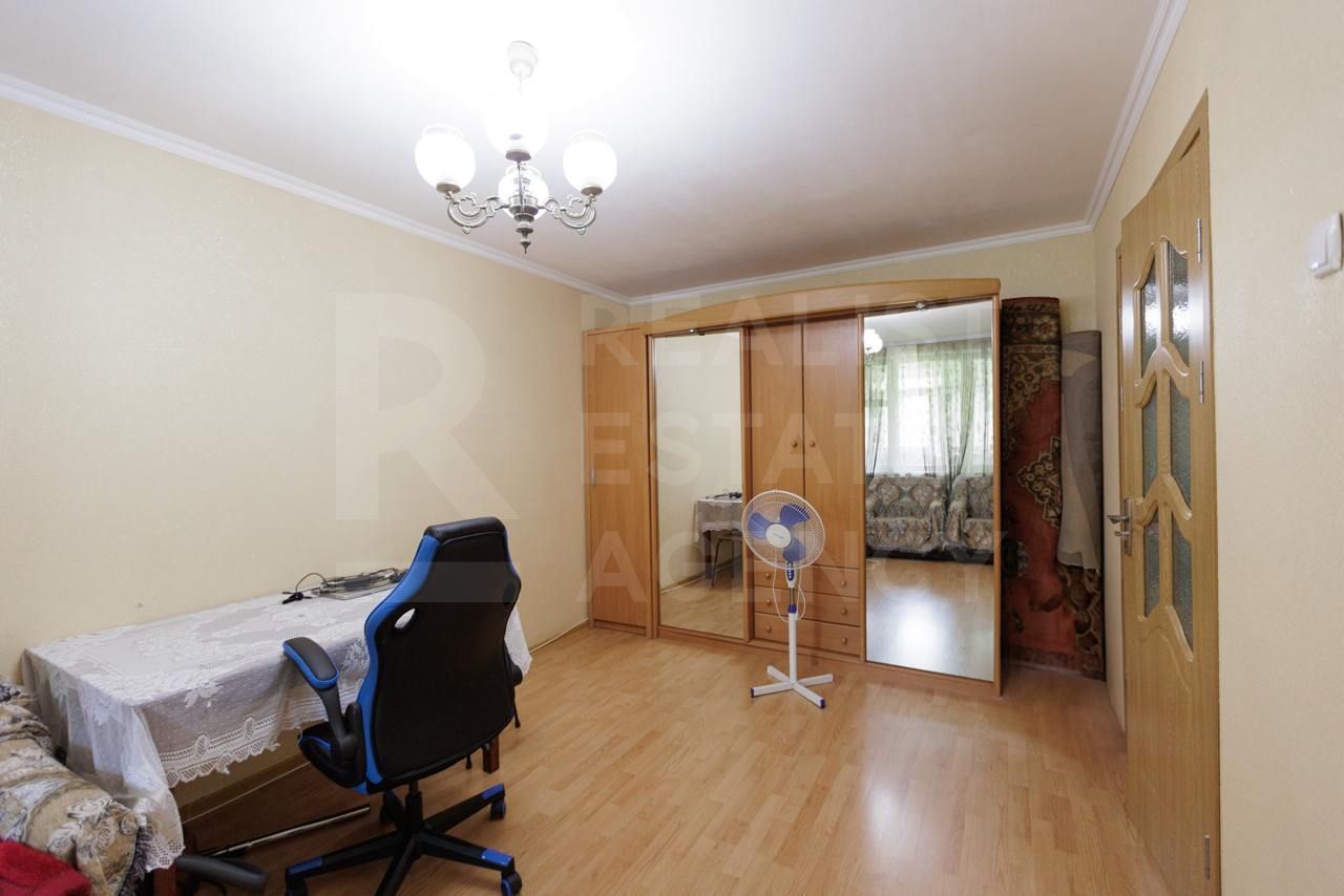Vânzare, apartament, 3 camere, str. Ștefan Vodă, Vatra. - Poză 3