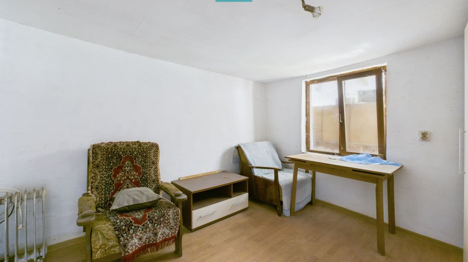 Casă 3 camere, Bujac - Poză 2