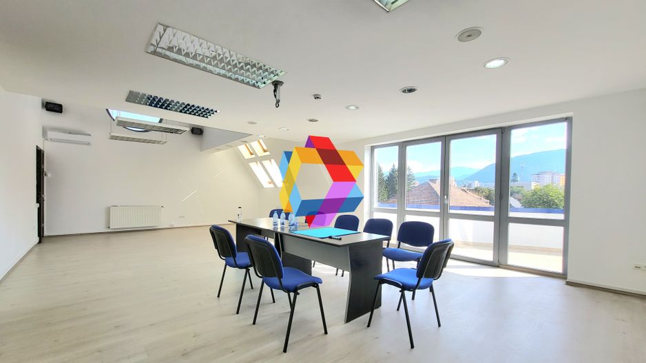 Spatiu de birouri la casa - 436 mp - Poză 1