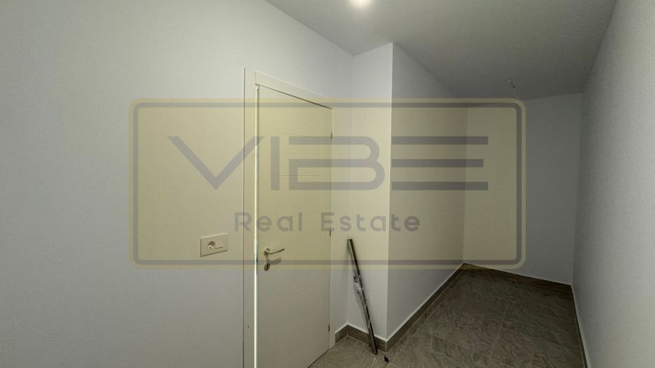 Spatiu office / comercial Valea Lupului - Strada Garoafei - Poză 15