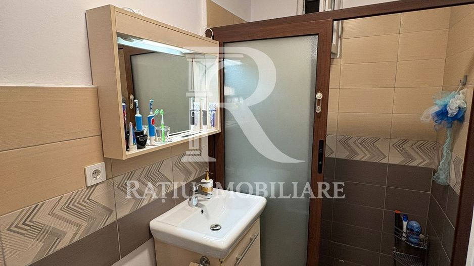 Apartament cu 3 camere | Decebal | Oradea - Poză 8