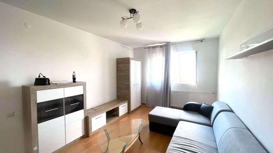 🏠 Închiriez Apartament cu - Poză 3