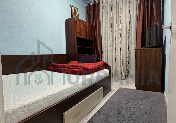 Apartament 3 camere decomandat de închiriat, Iași - renovat, mobilat, etaj 1/4 - Poză 3