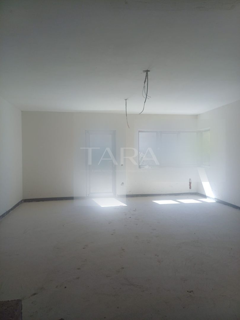 Duplex semifinisat în Mănăștur, 122 mp utili, teren 250 mp, 4 camere. - Poză 2