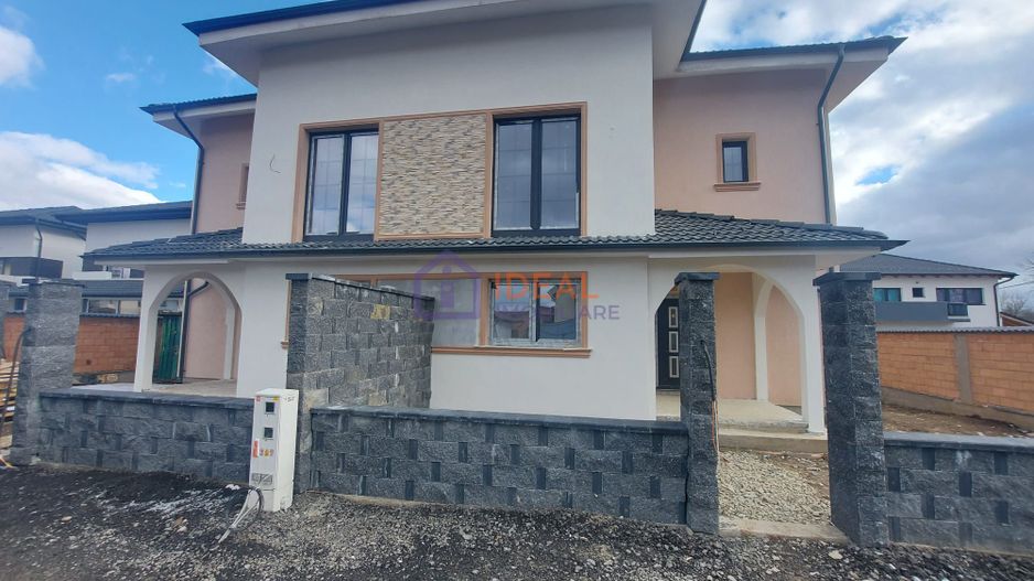 Duplex  Modern cu 6 camere, si teren de 270 mp, in Selimbar - Poză 4