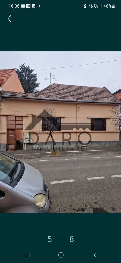 De vanzare casă lingă cetate - Poză 1