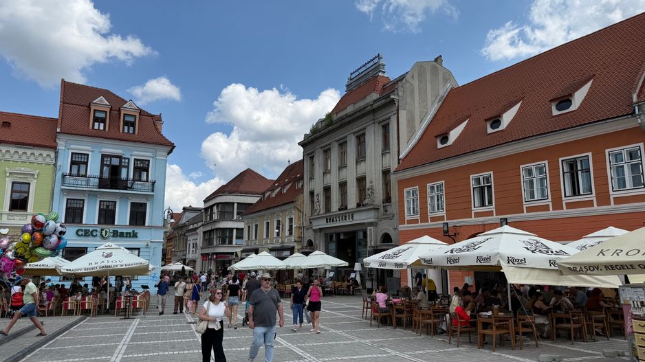Ultracentral Republicii Piata Sfatului 3 Camere Centrul Istoric Brasov - Poză 1
