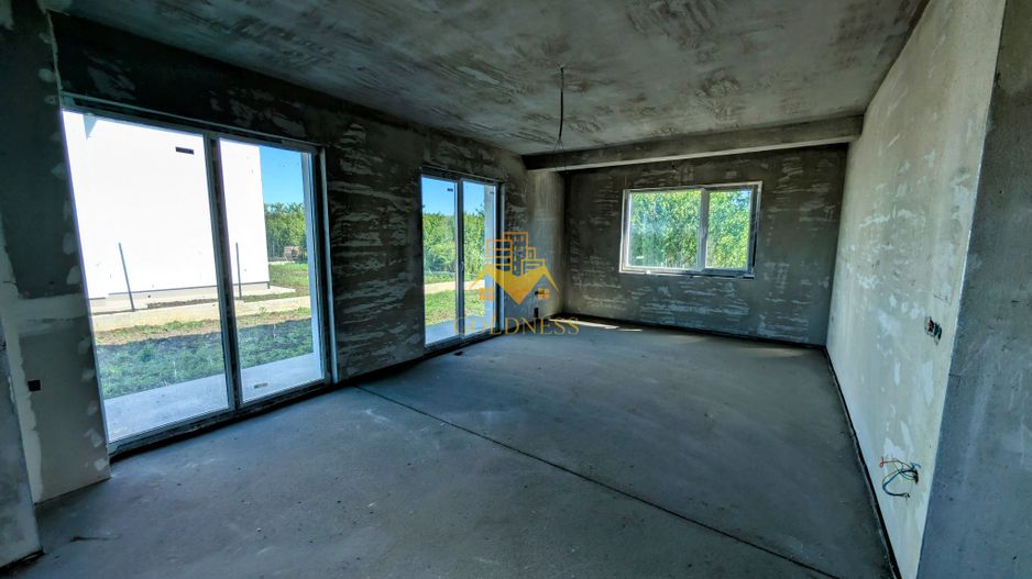 Casa Individuala, Jucu de Mijloc, 4 camere, 3 Bai, Terasa, 146 mp - Poză 2
