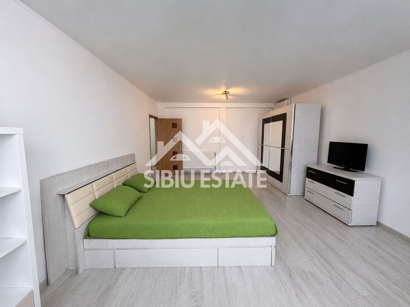 Apartament 2 camere | Balcon panoramic | Str. Rusciorului - Poză 9