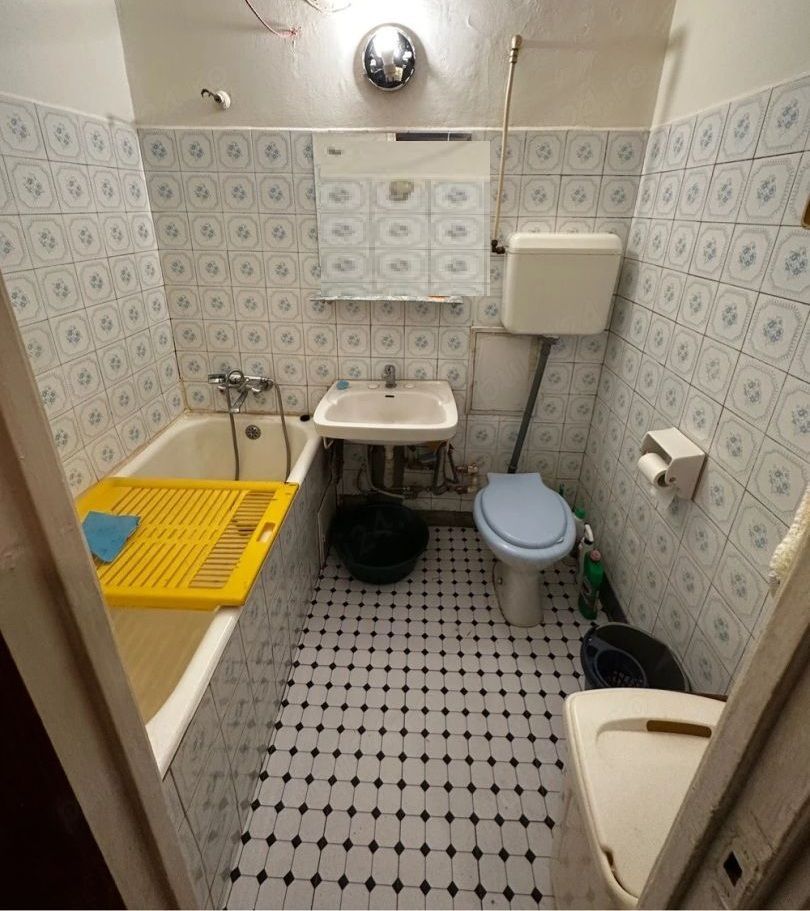 Apartament 3 camere, Bld. Brancoveanu. Decomandat. - Poză 8