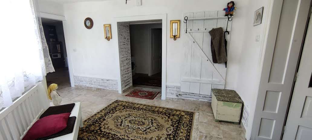 CASA RECAS CU 1438 MP TEREN - Poză 1