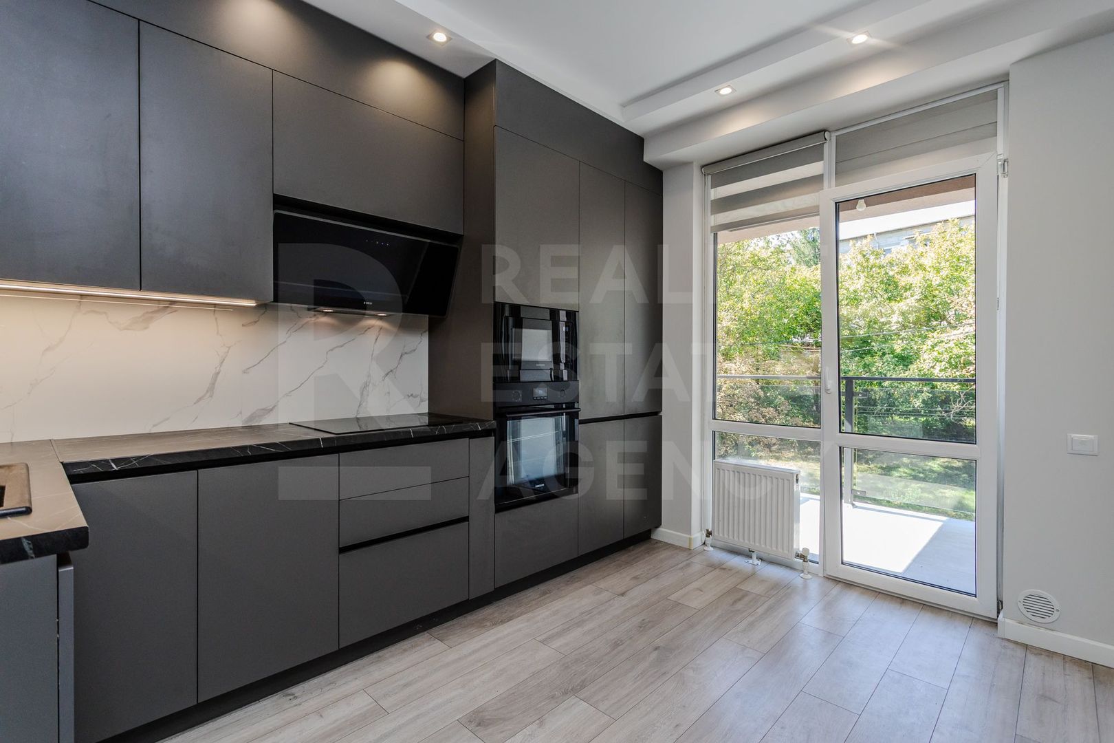 Vânzare, apartament 3 camere, 82.8 mp, str. Nicolae Dimo, Rîșcani - Poză 5