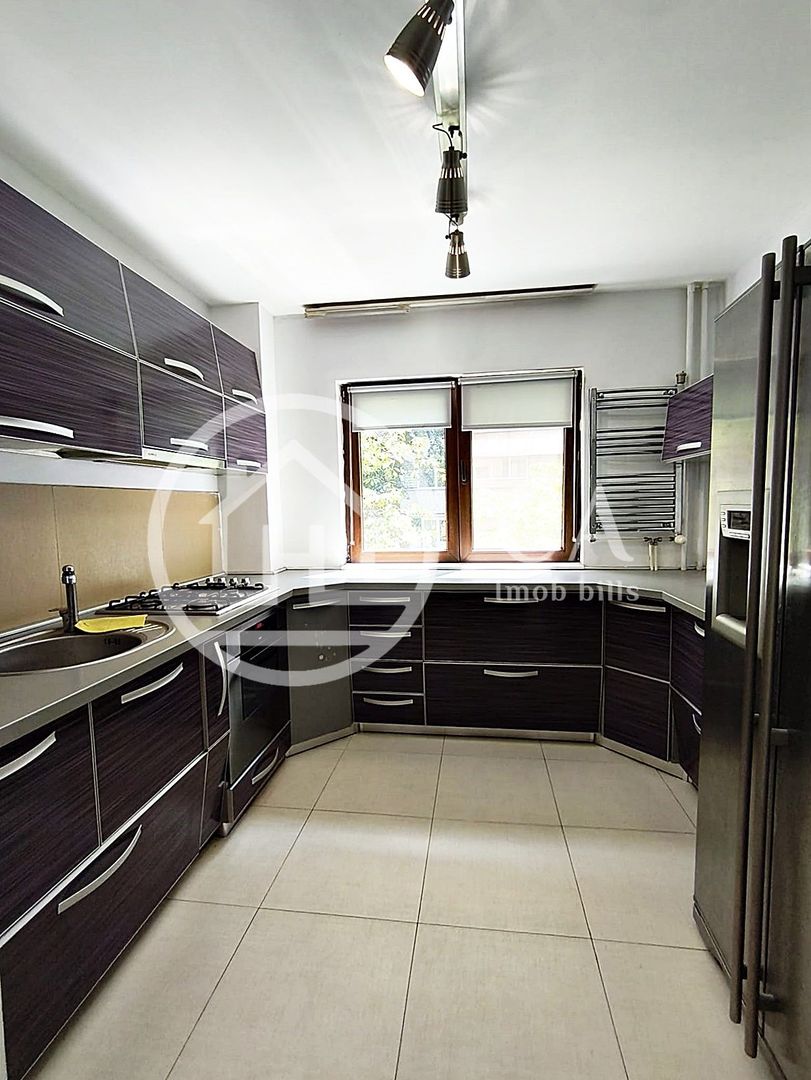 Apartament de închiriat cu 4 camere în zona Rogerius, Oradea - Poză 5
