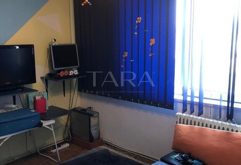 Apartament 3 camere Piața Abator, decomandat, priveliște panoramică. - Poză 4
