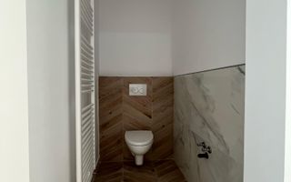 Ag EUROPA vinde ap 4 cam 140mp la etajul 4 în zona CENTRALA . - Poză 9