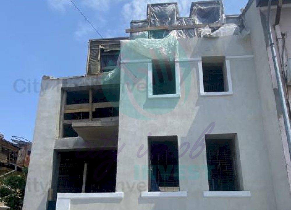 Vila consolidata | Armeneasca - Poză 1