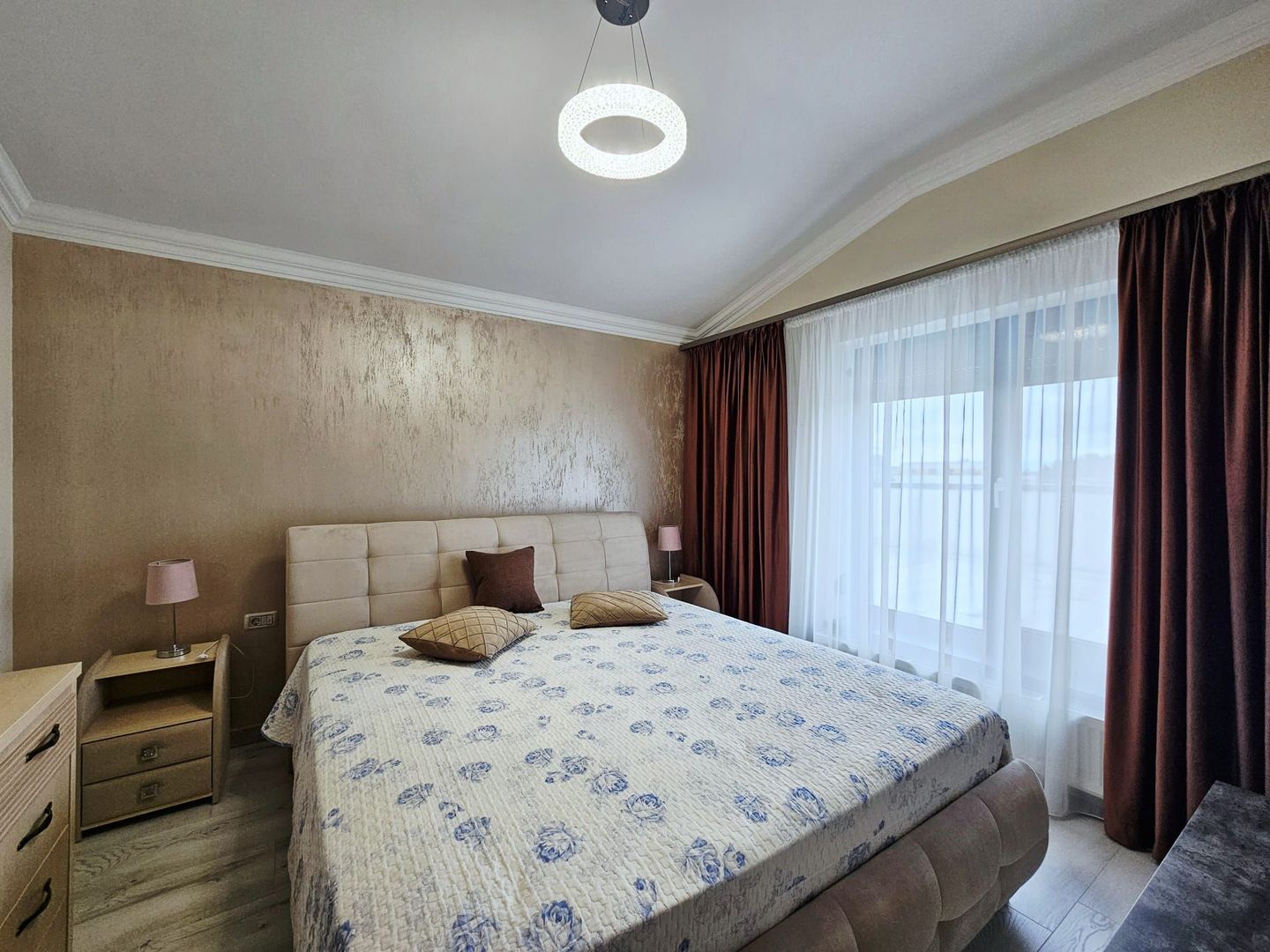 Apartament 2 camere de vanzare Brasov Tractorul terasa mare - Poză 6