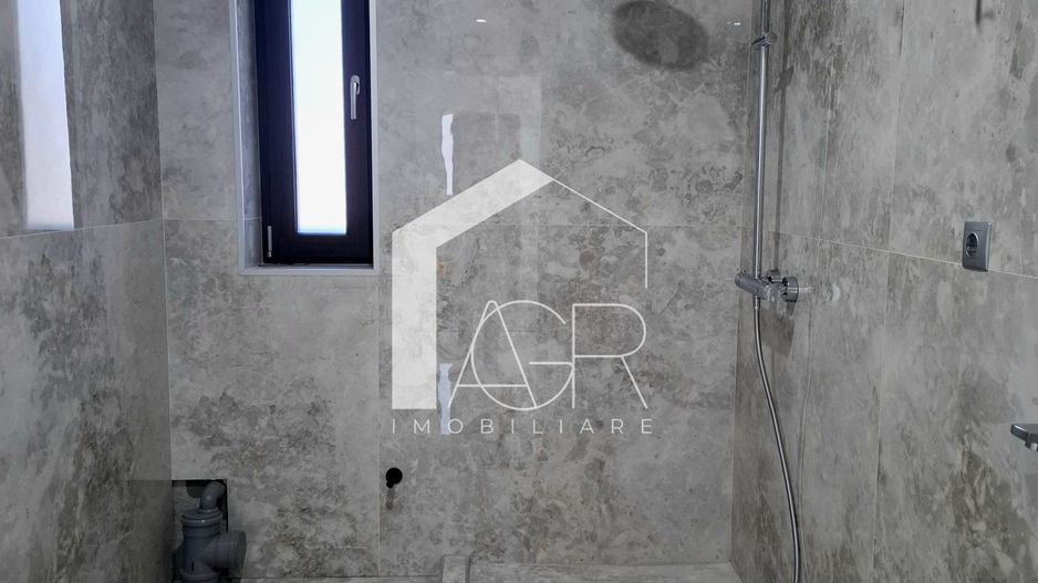 Vila cu 5 camere de vanzare, Strejnicu - Poză 21