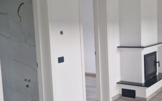 Vilă de vânzare în Dobrovat, 130 mp, P+M, teren 1000 mp - Poză 6